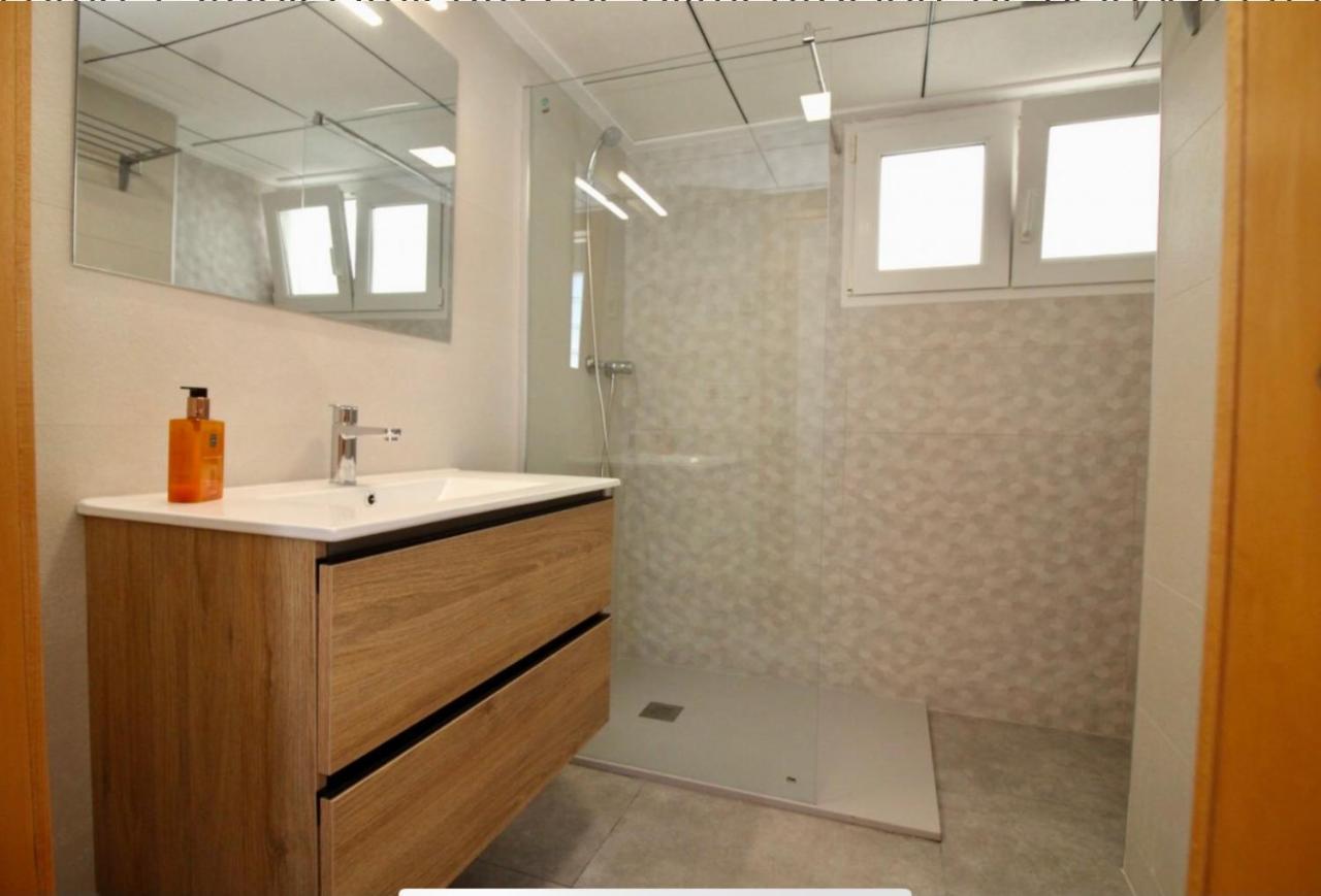 Lujoso Apartamento En 1ª Linea Recien Reformado 산타 폴라 외부 사진