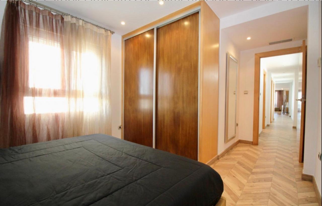 Lujoso Apartamento En 1ª Linea Recien Reformado 산타 폴라 외부 사진